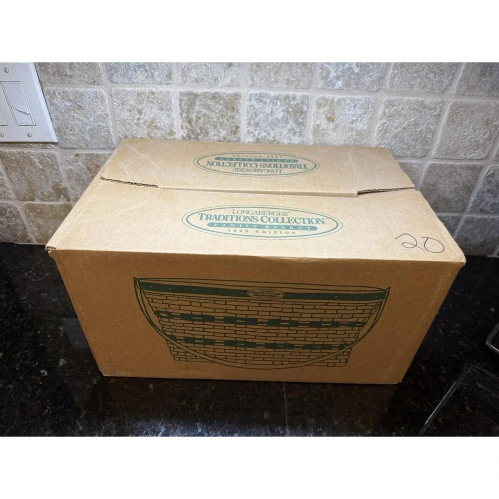 Longaberger 1995 Traditions Collections FAMILY Basket Combo New‎ in Box